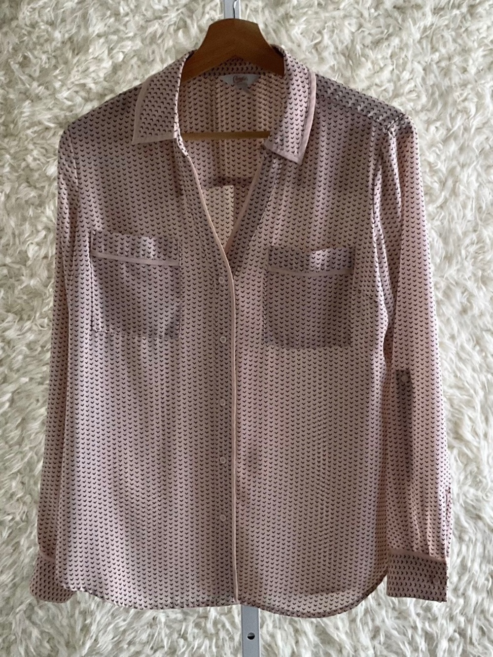 CANDIE'S WOMEN SOFT PINK V-NECK LONG-SLEEVED SHIRT~SIZE MEDIUM!